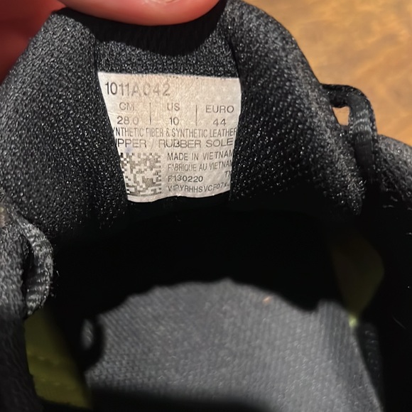 Asics GT-1000 running shoes - Picture 5 of 10